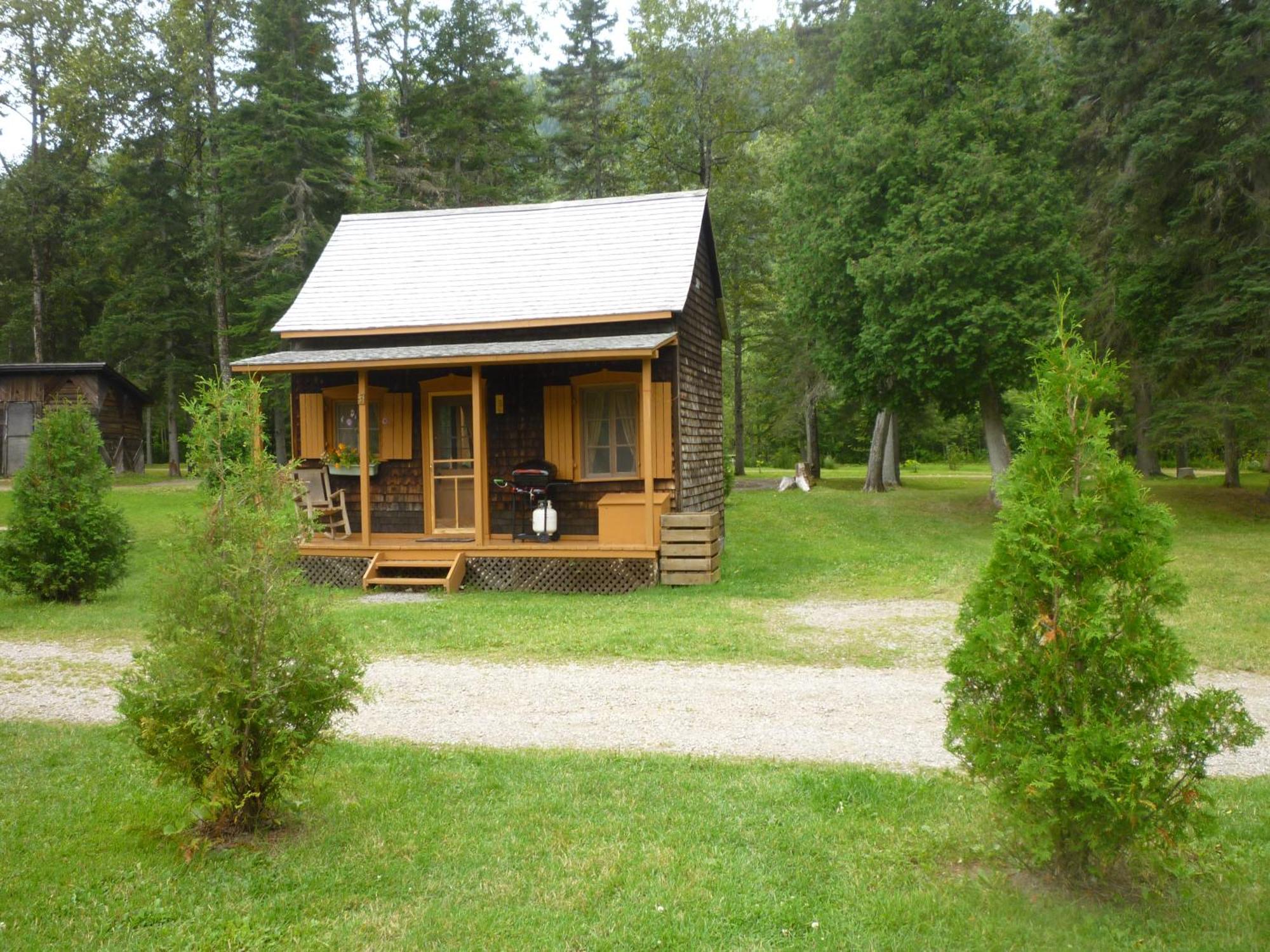 Вилла Riviere Petit Saguenay Экстерьер фото